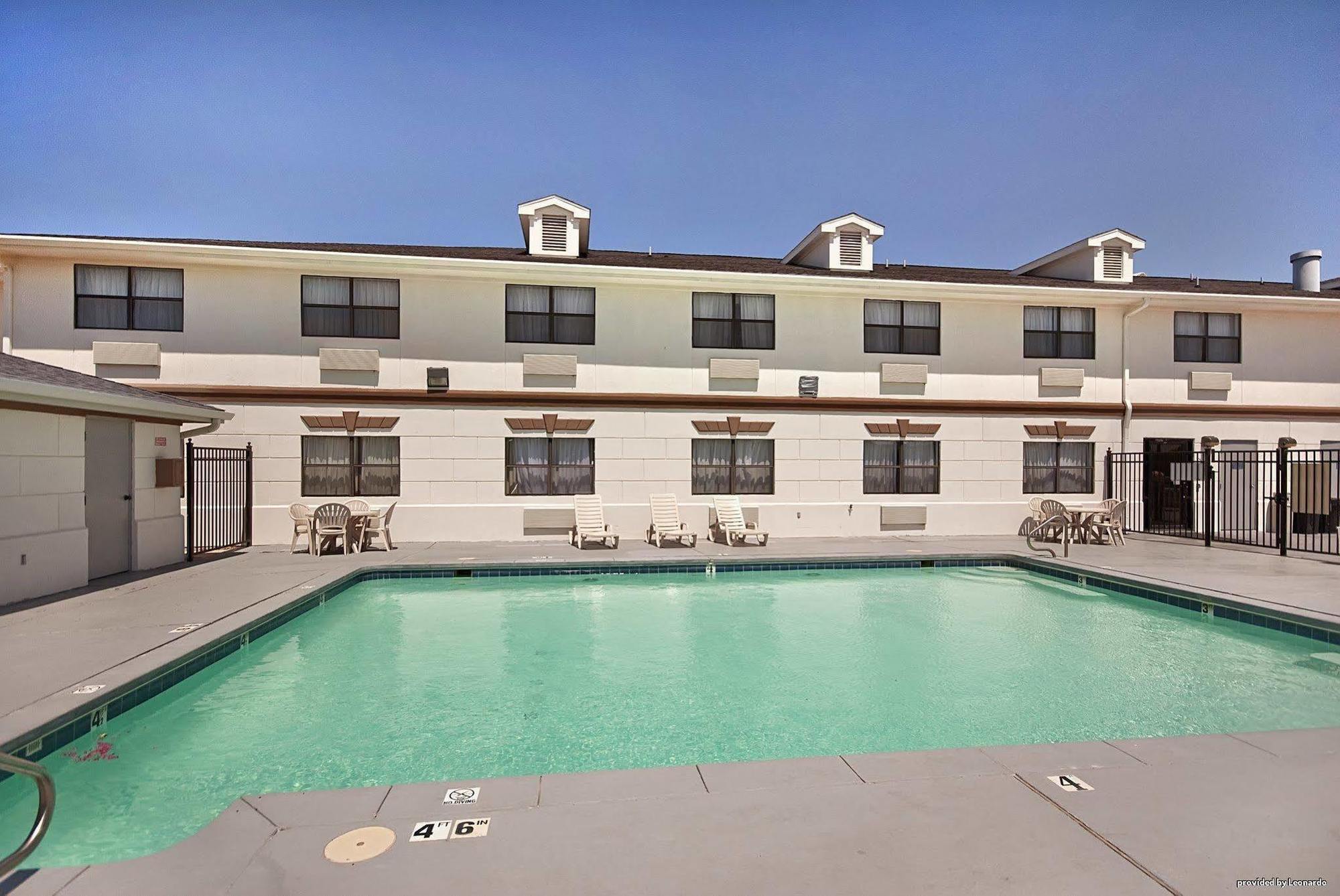 Best Western Inn & Suites Copperas Cove Exterior photo