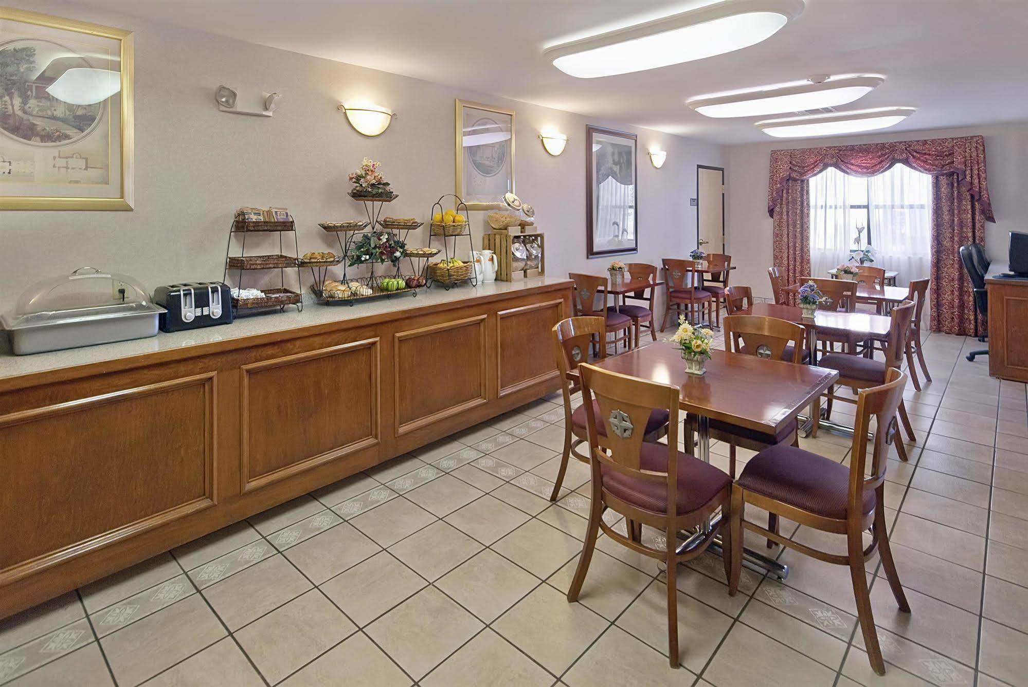 Best Western Inn & Suites Copperas Cove Exterior photo